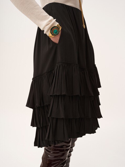 Short &agrave; volants superpos&eacute;s en cr&ecirc;pe de chine