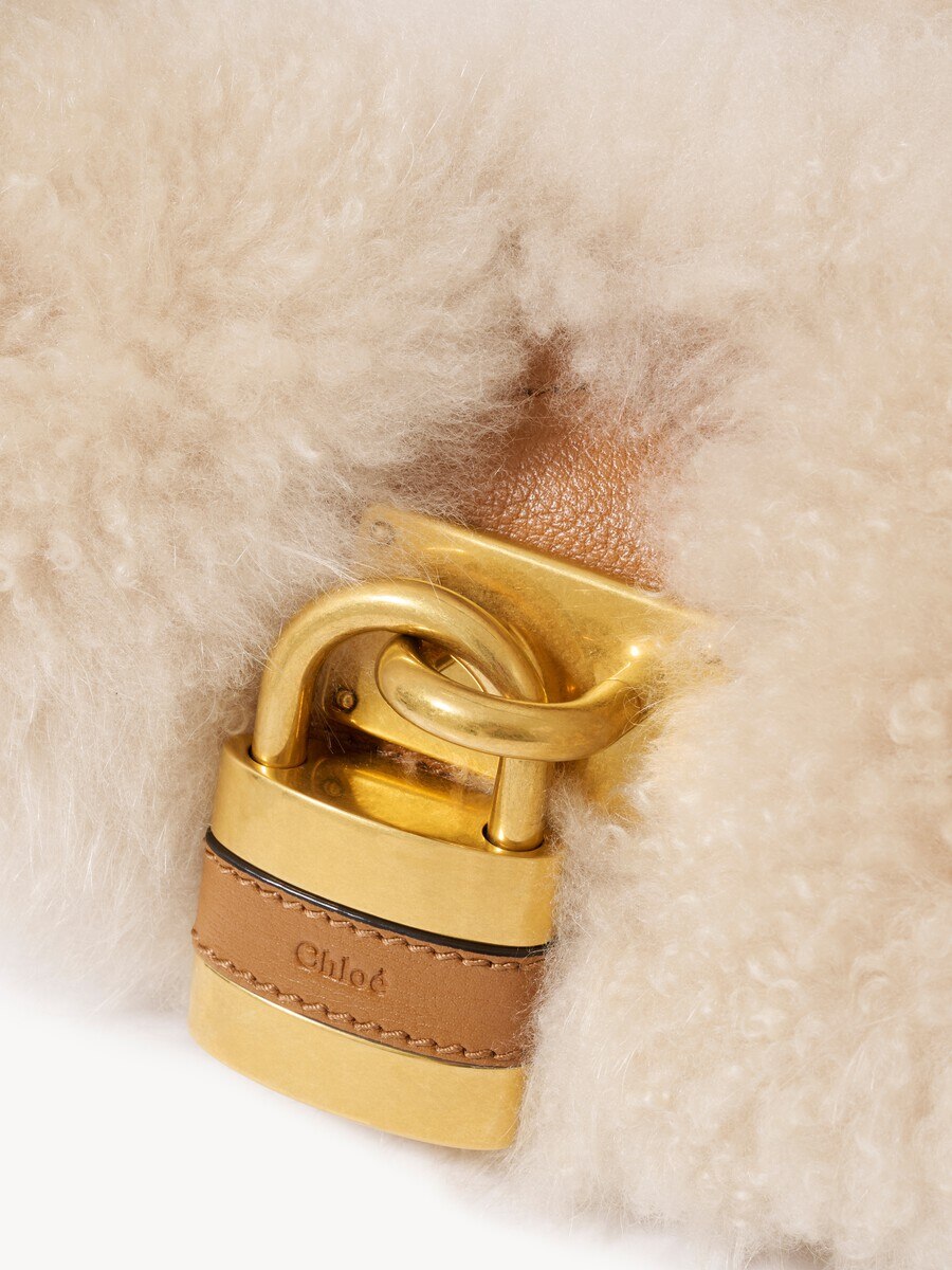 Paddington crossbody bag in shearling - 7