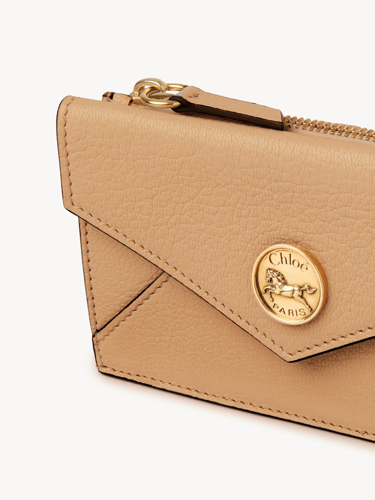 Small Envelope purse with card slots in grained leather - 6