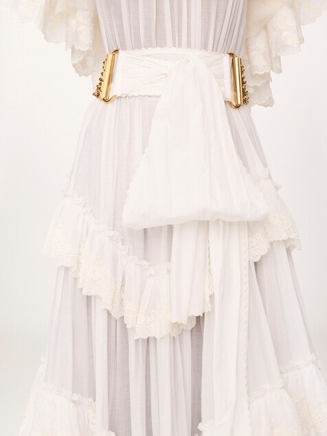 The Chlo&eacute; Bow chain belt