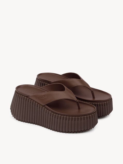 Nama wedge slide