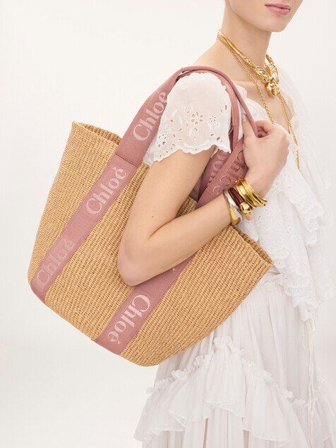 Large Woody basket in natural fibres