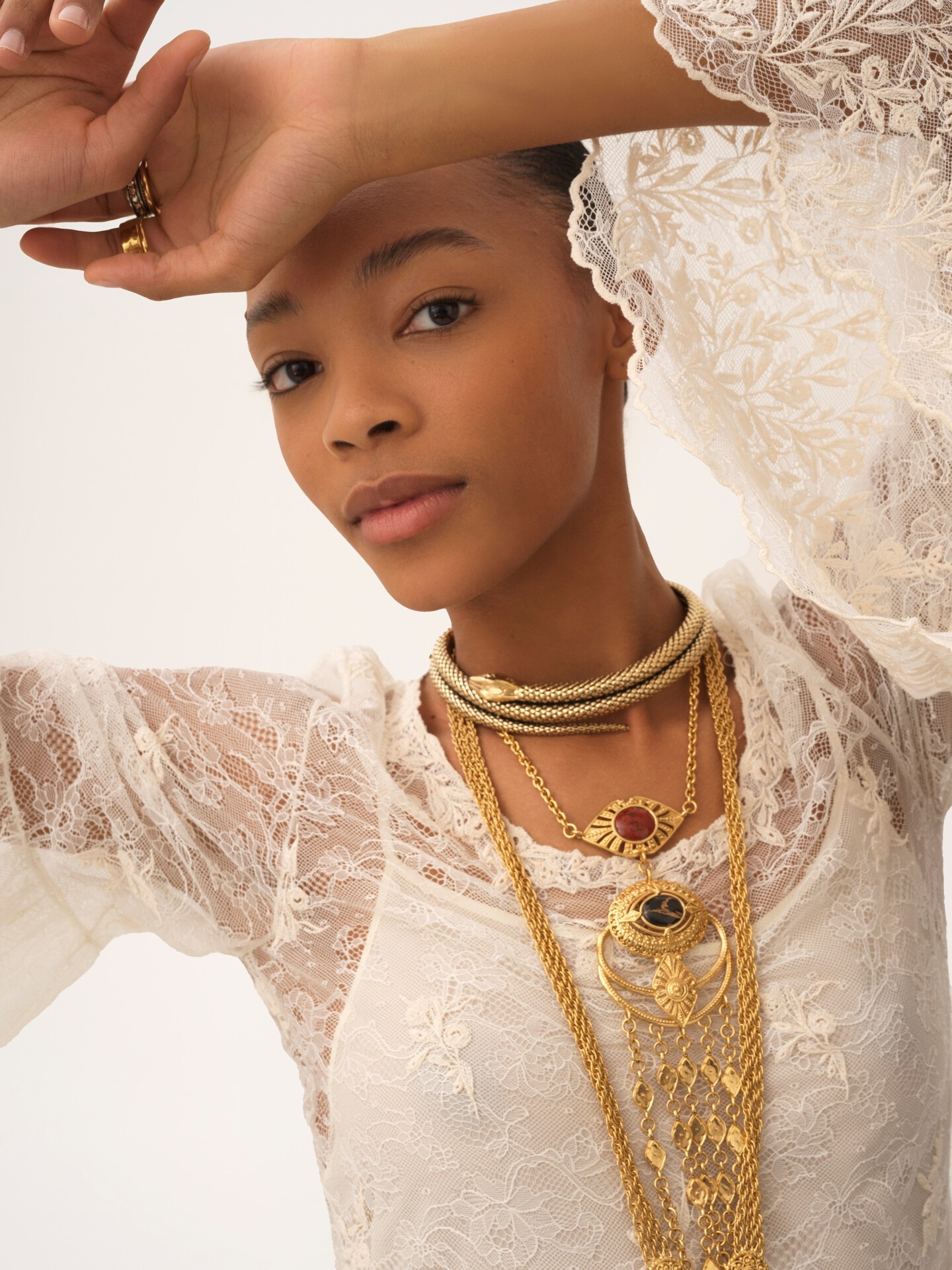 Mini abito con scollo profondo in pizzo ricamato - 6