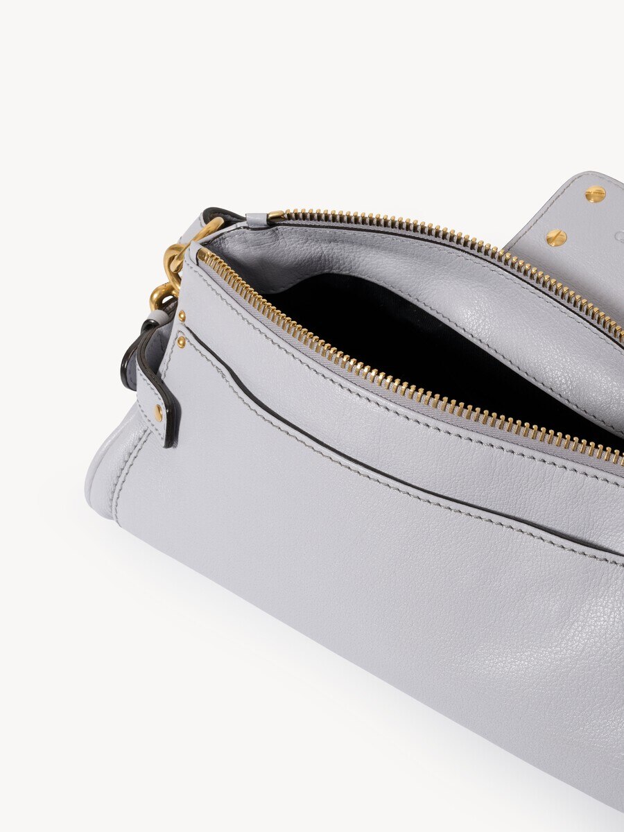 Small Paddington bag with strap in grained leather - 5