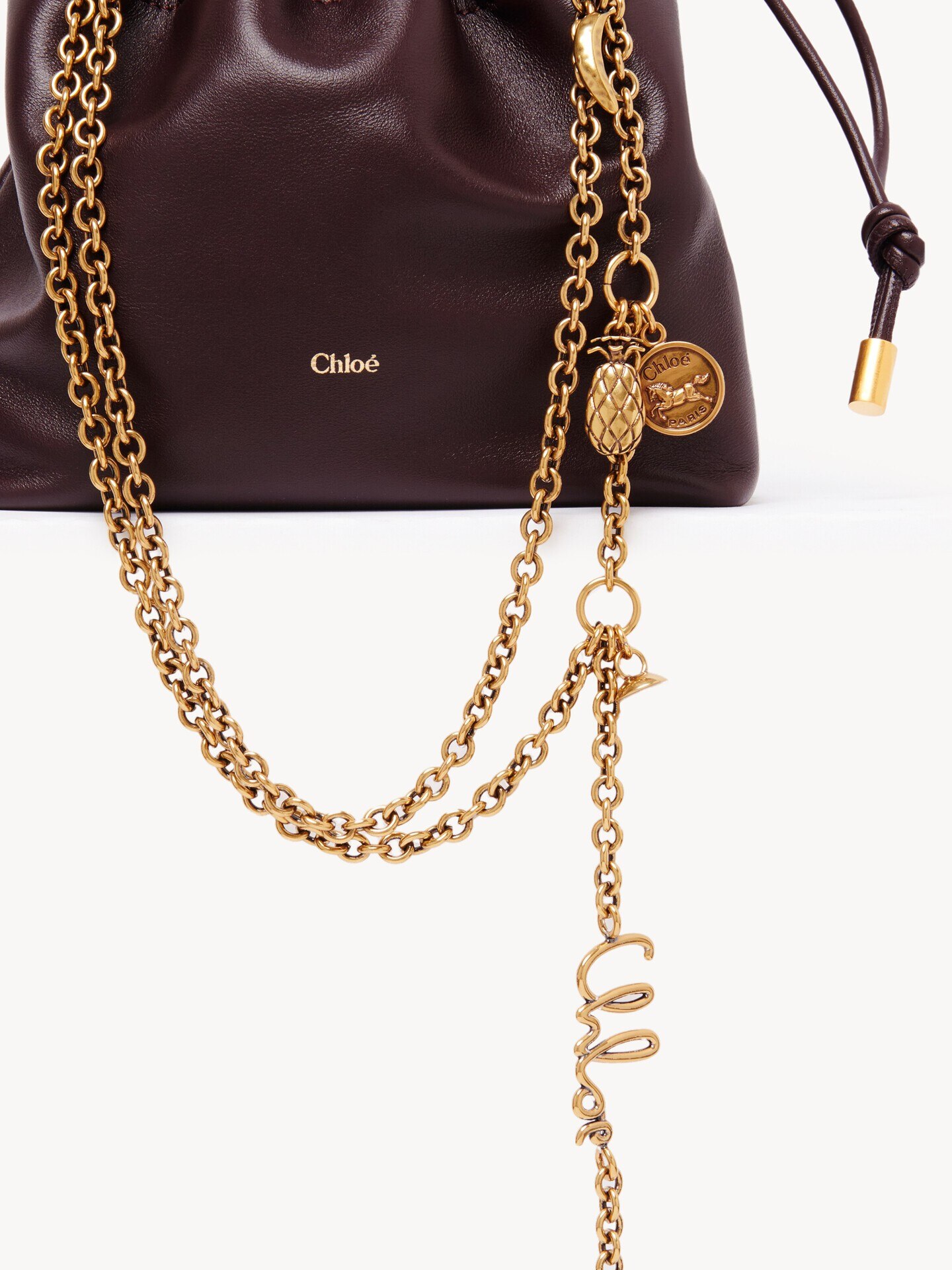 Chlo&eacute; Icons Mini-Schultertasche aus weichem Leder mit Kette - 6