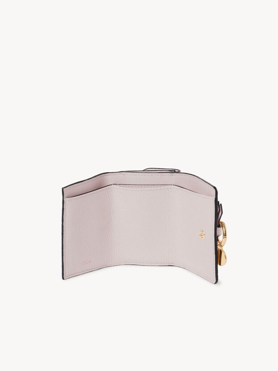 Mini Alphabet tri-fold in grained leather - 4