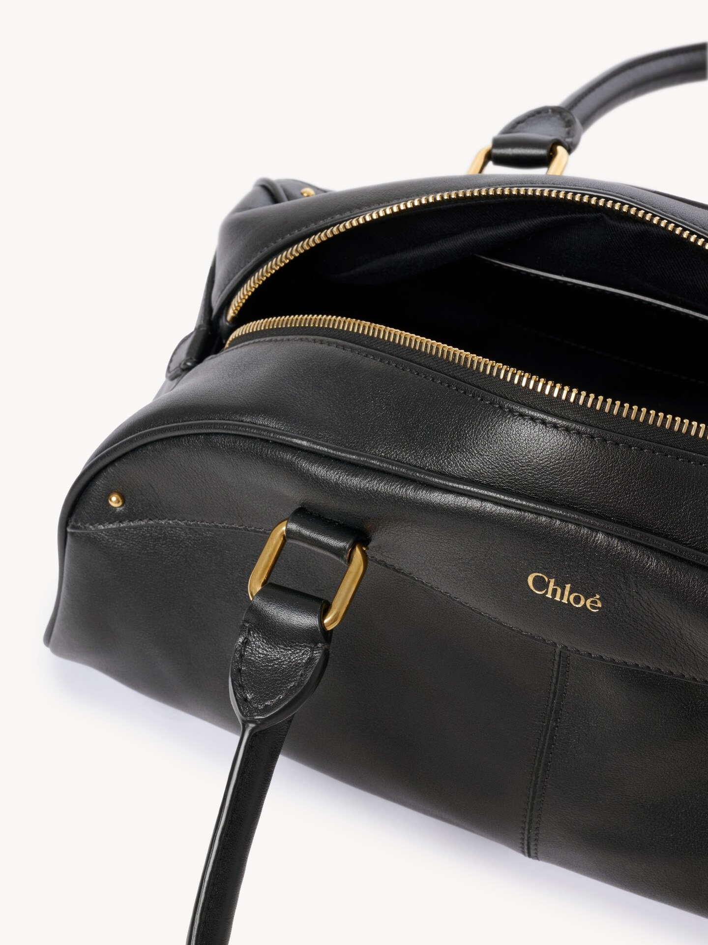 Chlo&eacute; bowling bag in soft leather - 7