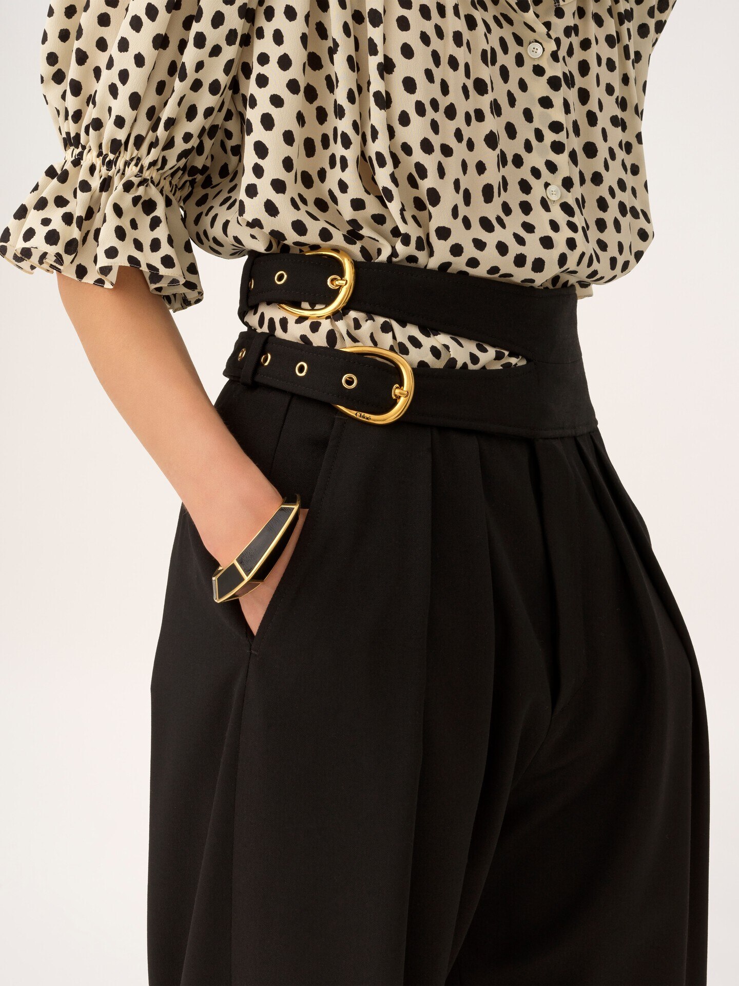 High-rise tailored pants in wool grain de poudre - 5.0