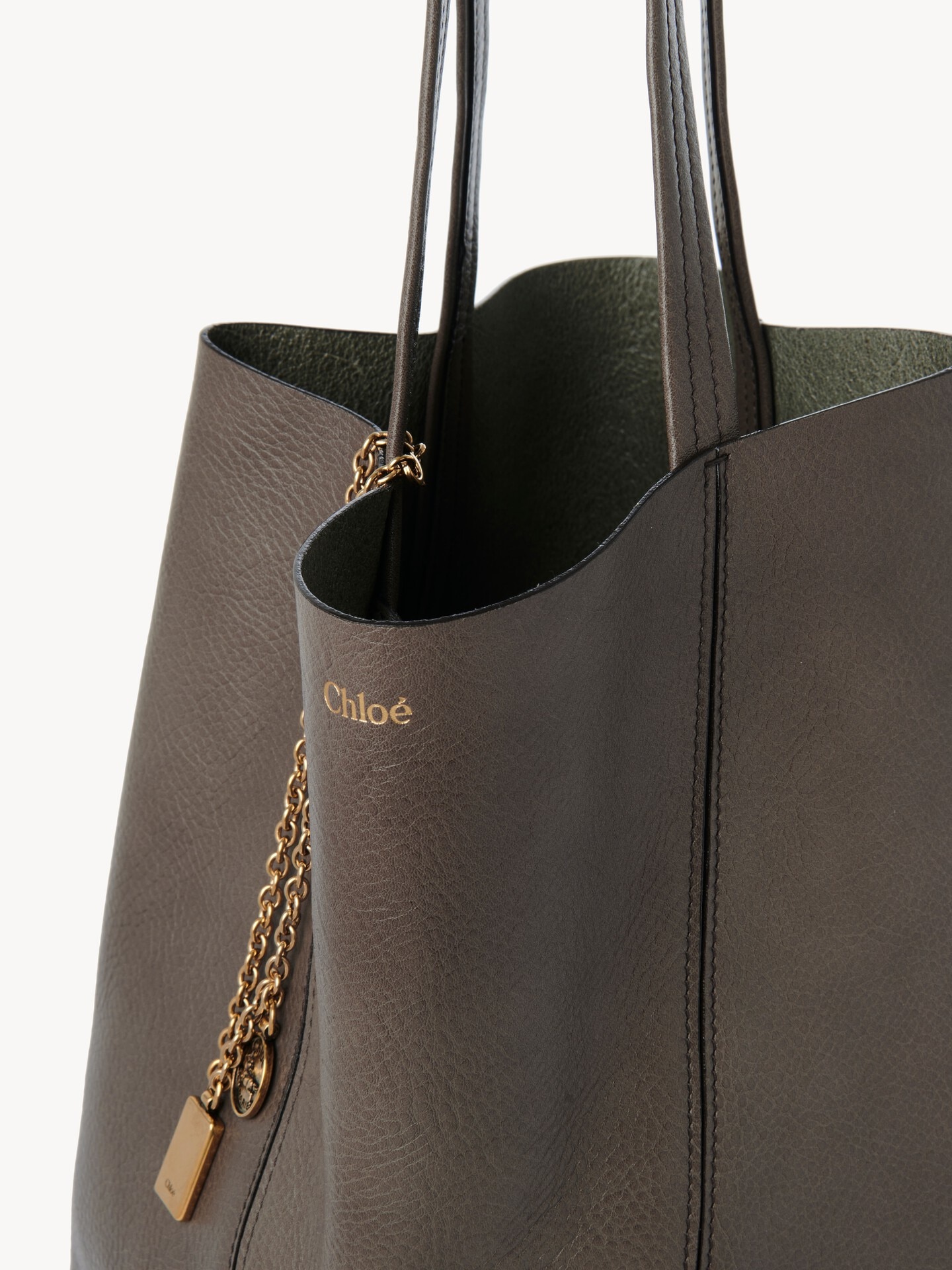 Chlo&eacute; Spin tote bag in grained leather - 6.0