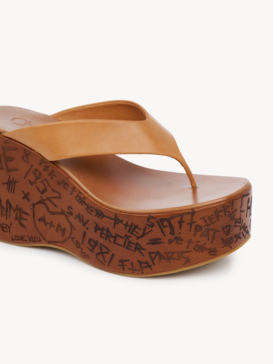 Maxime wedge slide - 5
