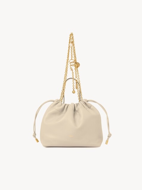 Bolso de hombro peque&ntilde;o Chlo&eacute; Icons con cadena de cuero suave