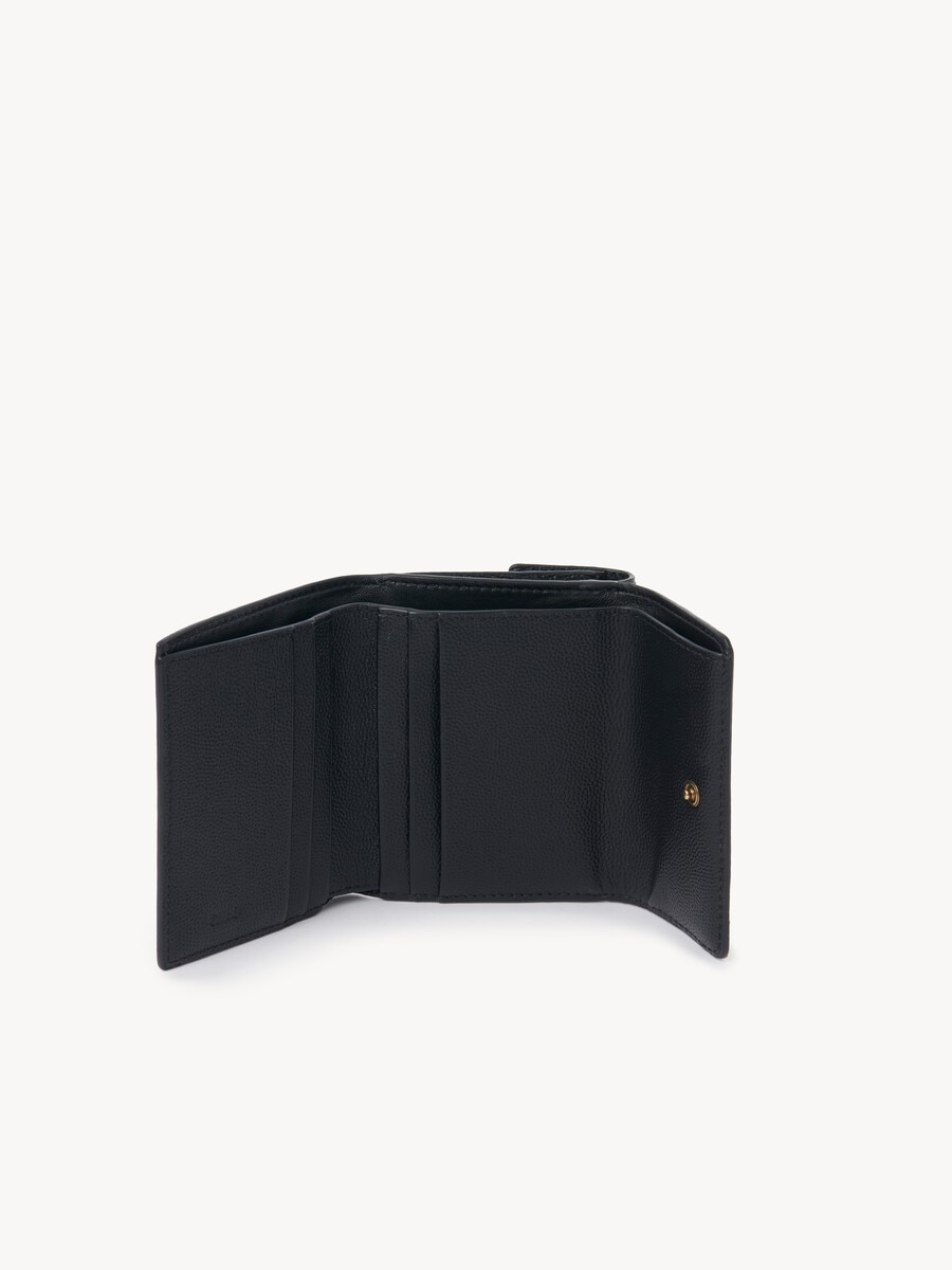 Small Chlo&eacute; Charms tri-fold wallet in grained leather - 5