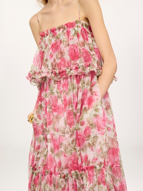 Robe longue &agrave; fines bretelles en mousseline de soie
