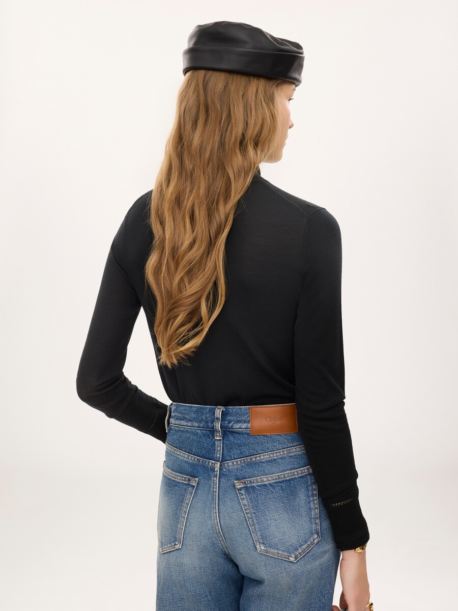 Fitted turtleneck in a wool knit - 5