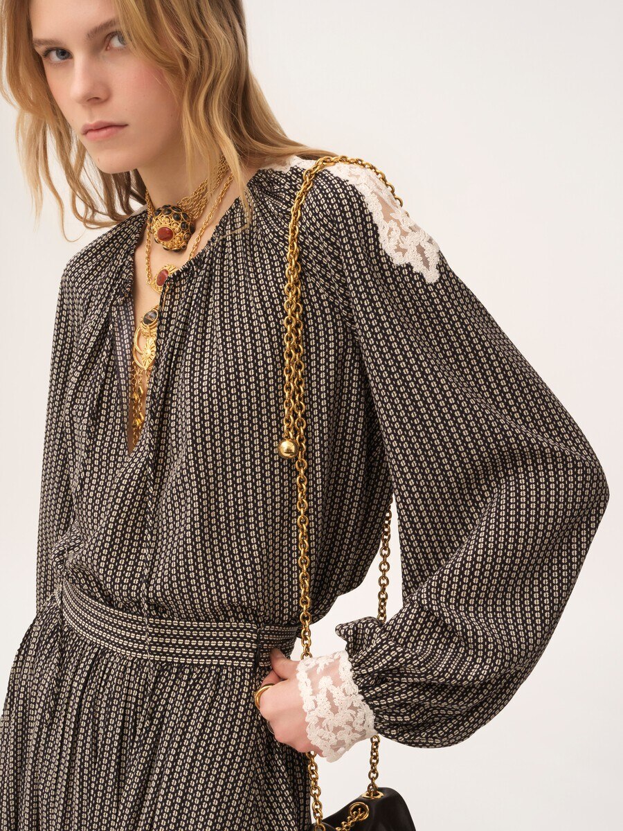 Open-neck top in cr&ecirc;pe de chine & lace - 7