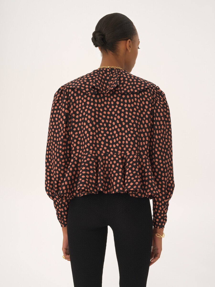 Top col V &agrave; volants en soie jacquard - 7