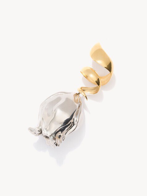 The Chlo&eacute; Bloomcraft earrings