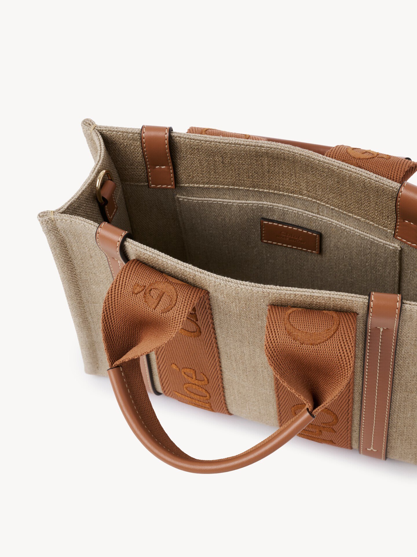 Small Woody tote bag in linen - 6