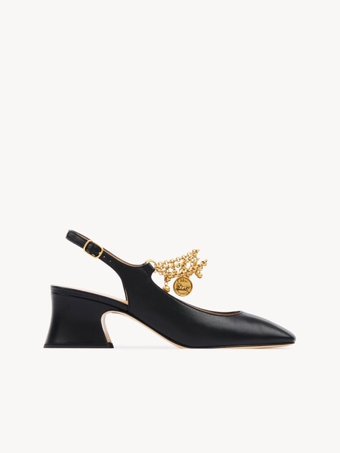 Chloé Charms pump