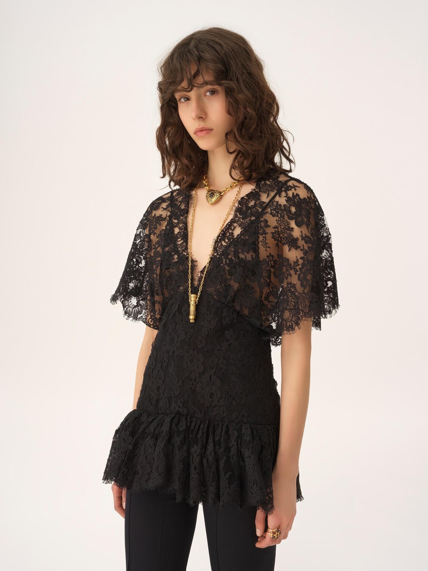 Fitted ruffle top in lace - 4