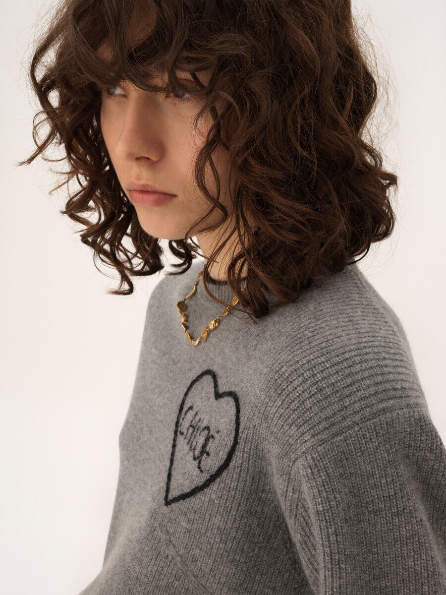 Pullover corto e aderente con logo in maglia di lana - 6