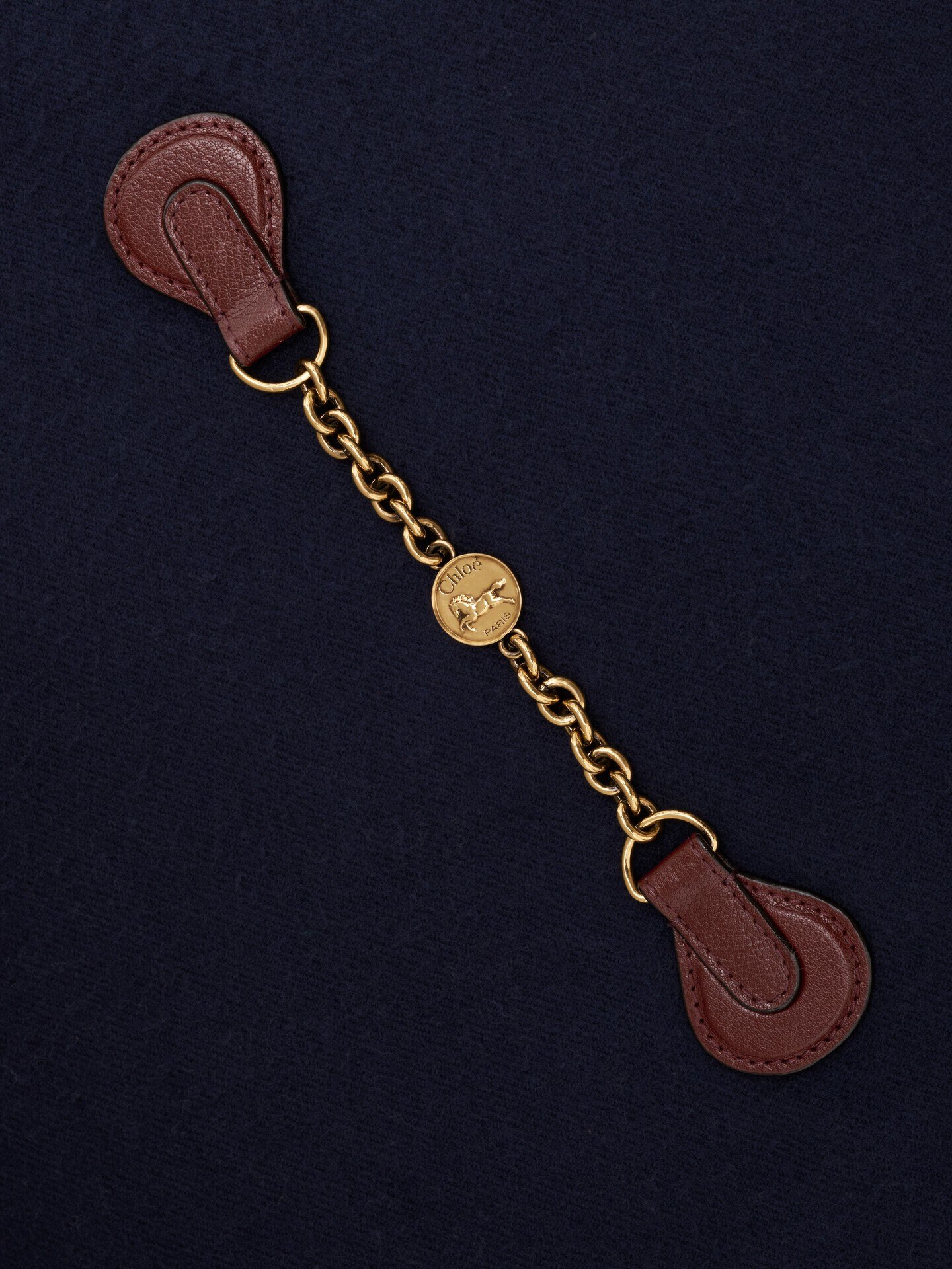 The Chlo&eacute; Horse Medal scarf in wool - 7