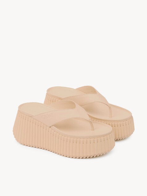 Nama wedge slide