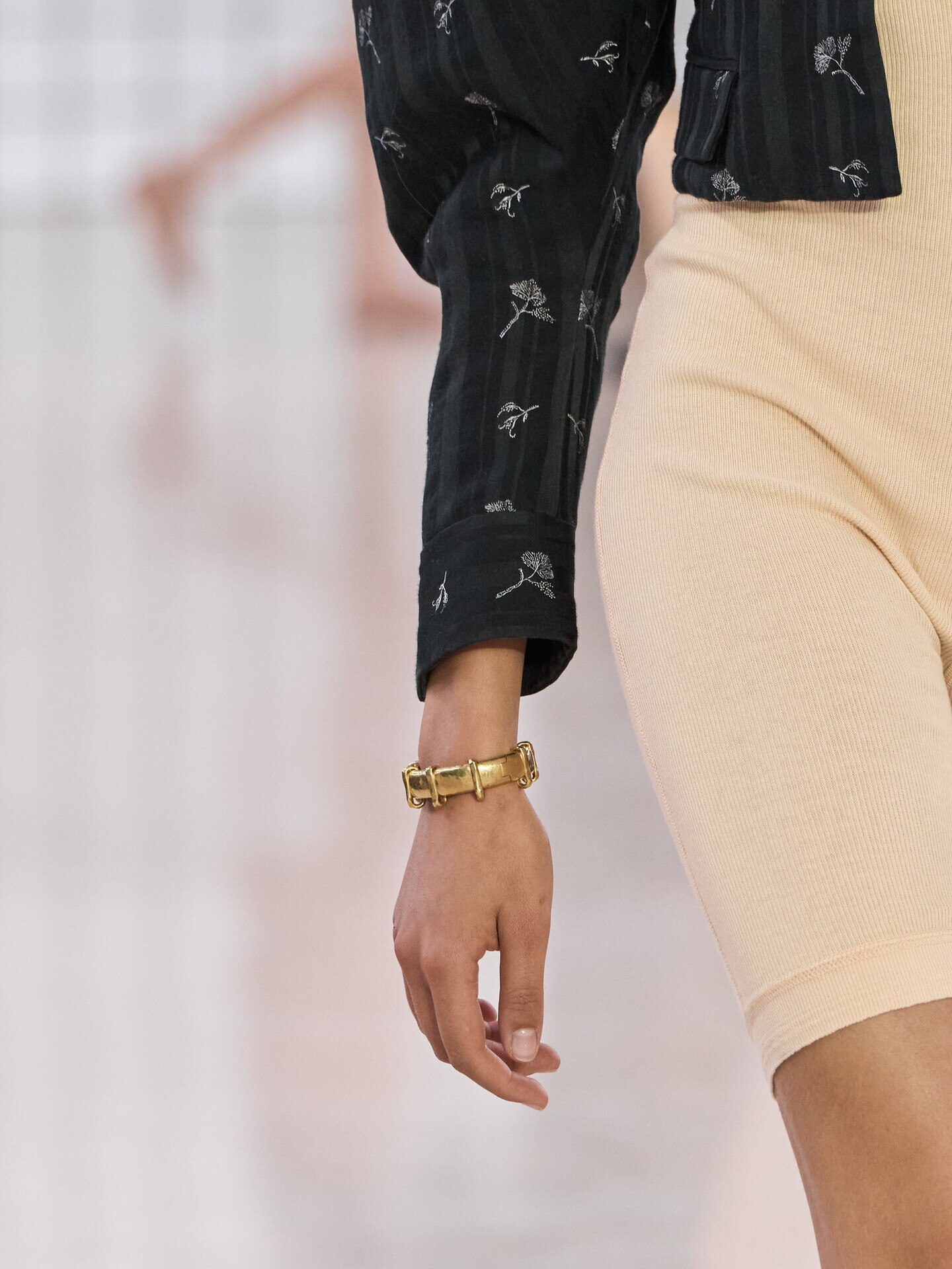 Look 33 - 3