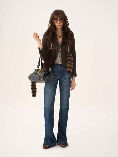 Chaqueta ajustada con doble botonadura de lana de pata de gallo