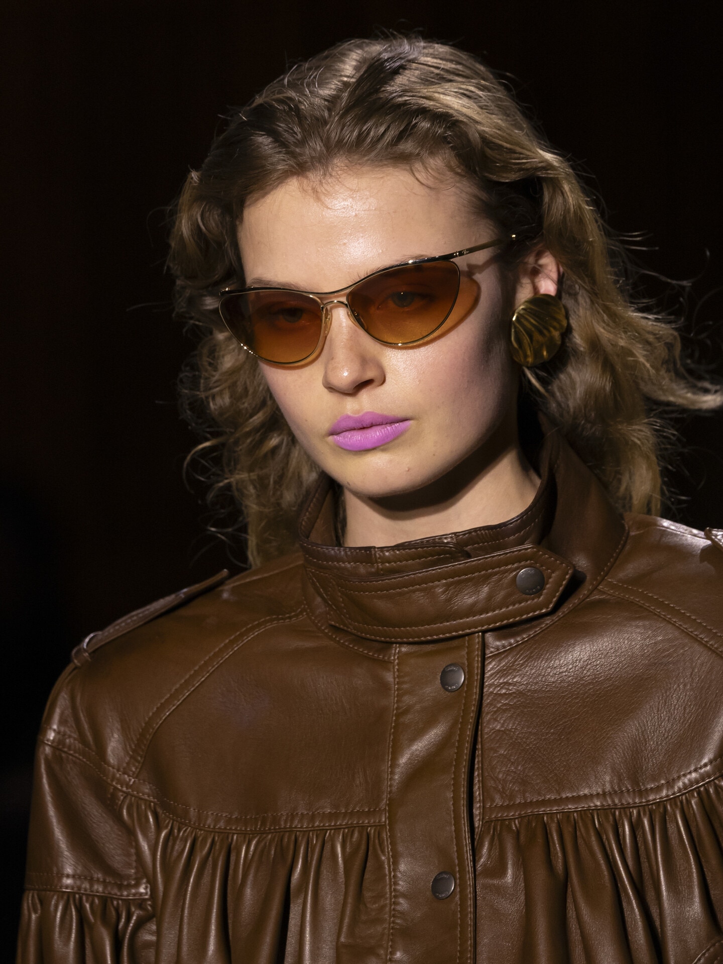 Look 31 - 2