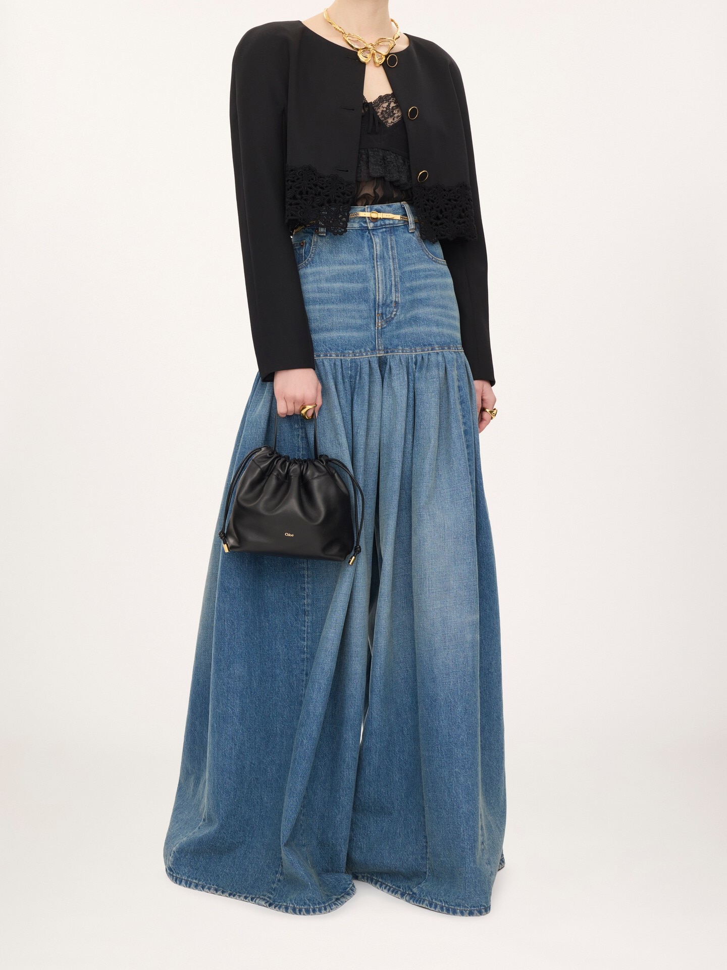 Small Chlo&eacute; Icons shoulder bag with chain in soft leather - 8