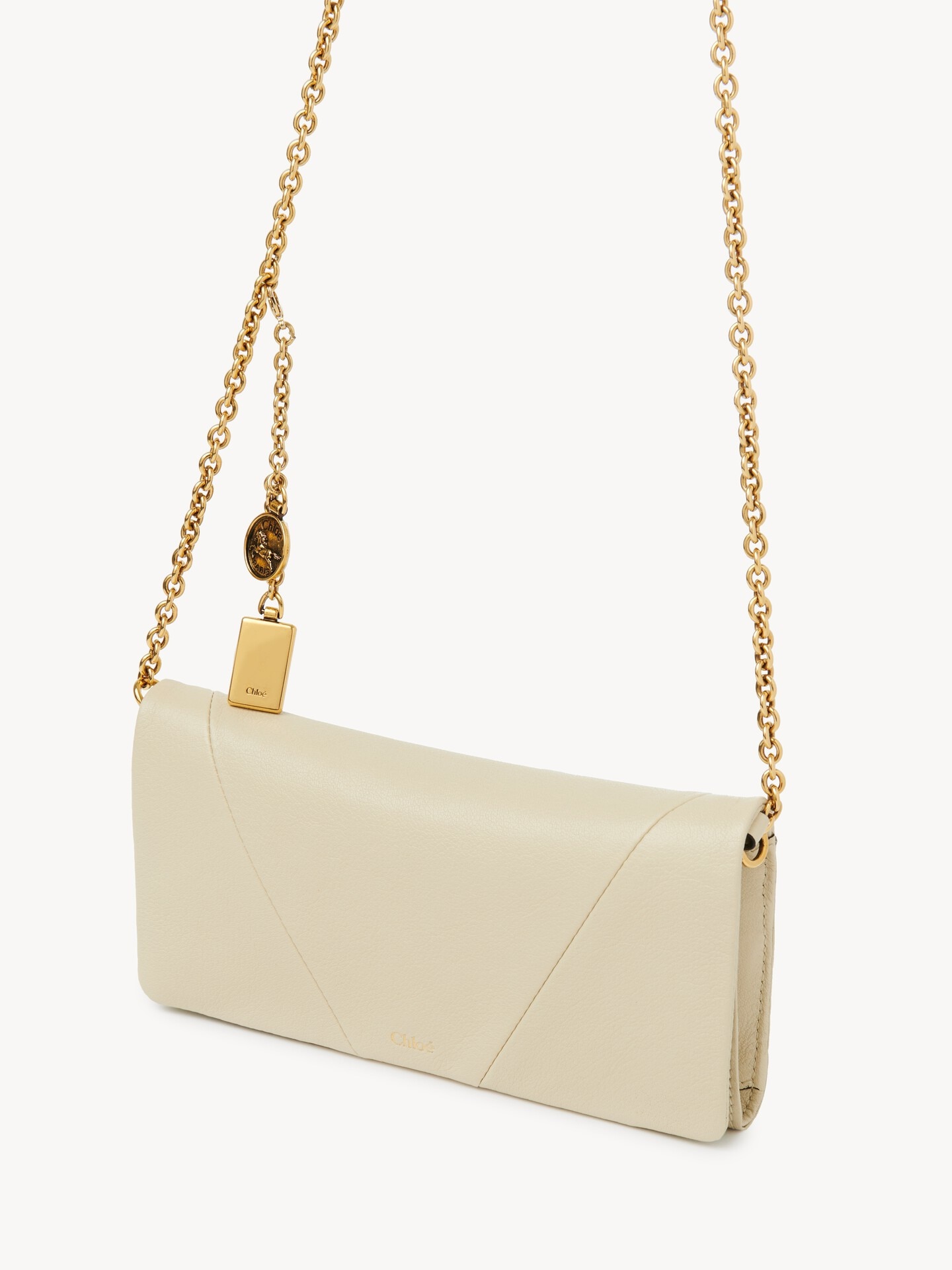 Chlo&eacute; Spin flap wallet on chain in grained leather - 4