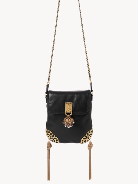 Ch&acirc;teau Treasures chain flap bag in grained leather