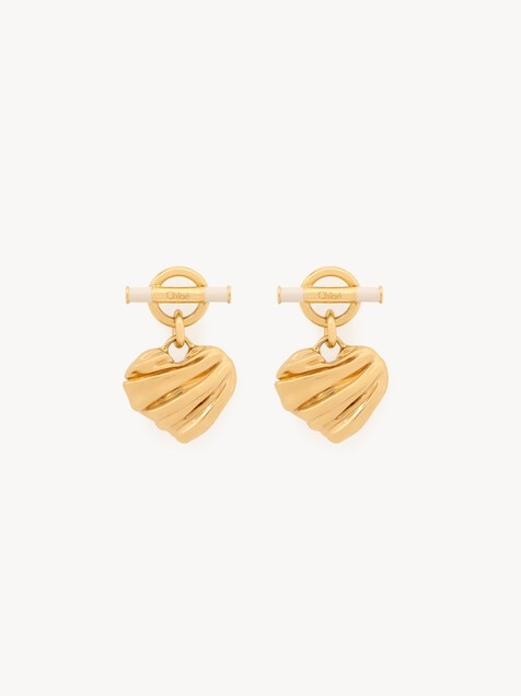 The Chlo&eacute; Pleated Heart earrings
