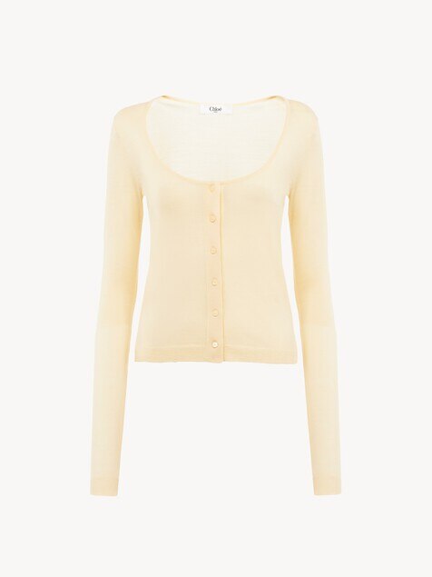 Scoop-neck fitted cardigan in superfine wool knit