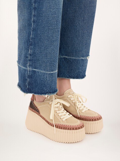 Sneaker con zeppa Nama