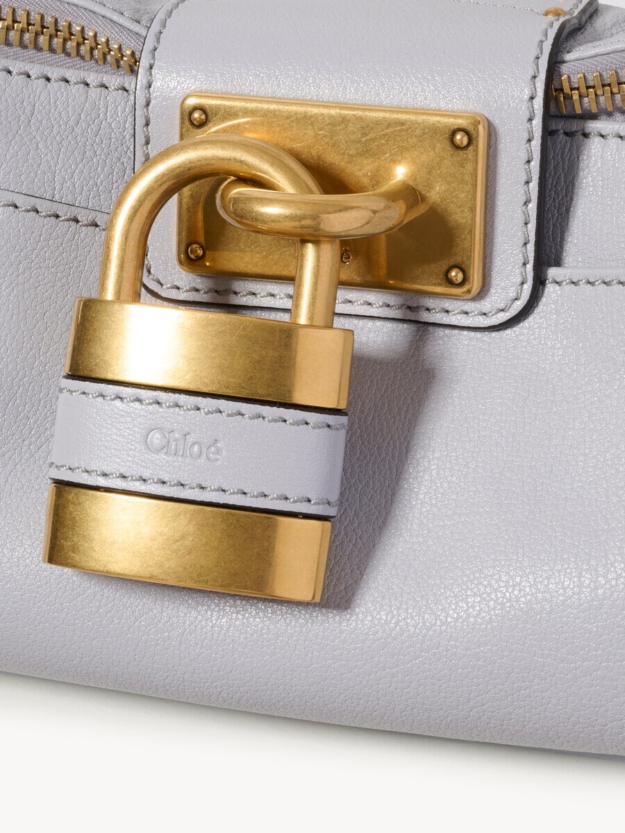 Small Paddington bag with strap in grained leather - 6