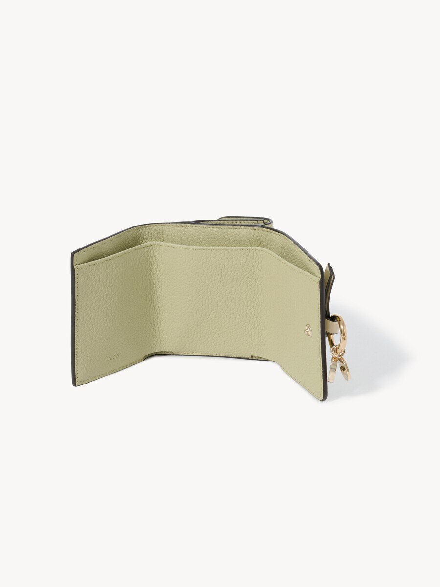 Mini Alphabet tri-fold in grained leather - 5