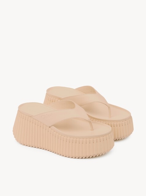 Nama wedge slide