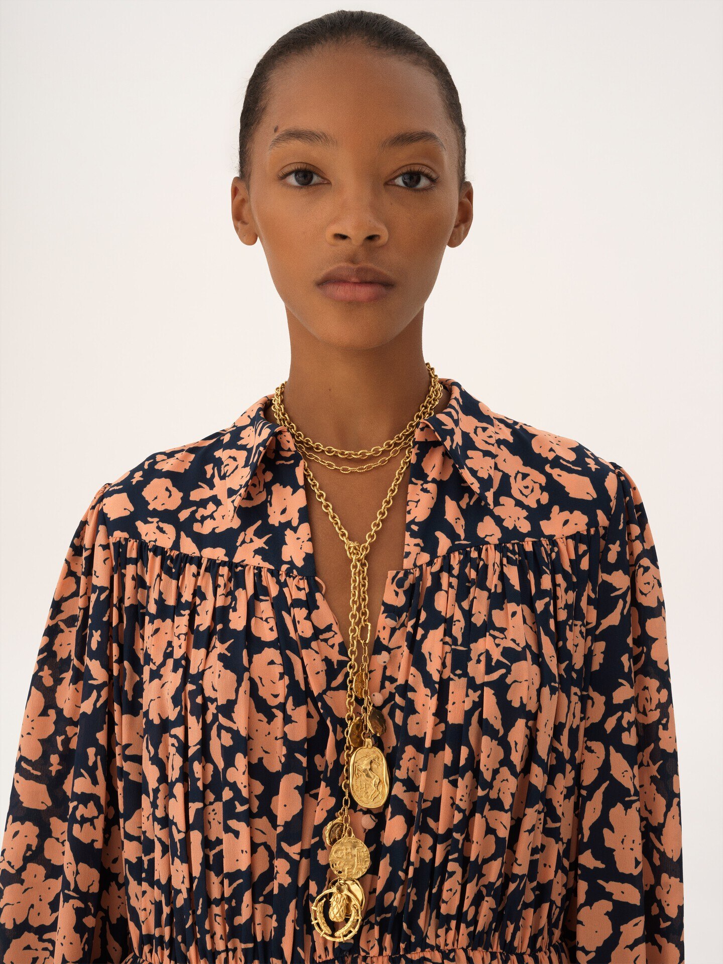 Gerafftes Minikleid aus Cr&ecirc;pe de Chine - 7