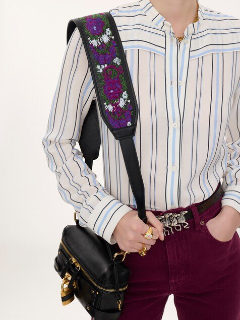 Grained leather strap with roses embroidery