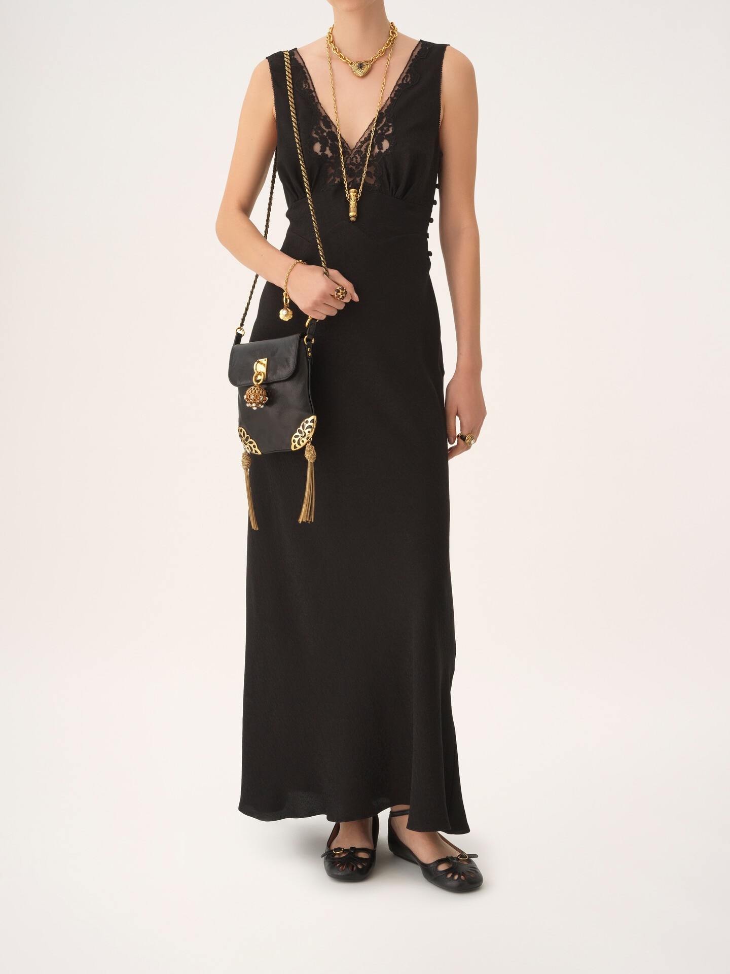 Ch&acirc;teau Treasures chain flap bag in grained leather - 8