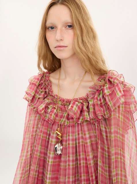 The Chlo&eacute; Bloomcraft pendant necklace