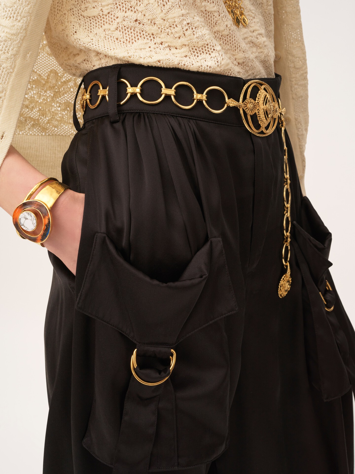 Fluid cargo pants in silk satin - 6