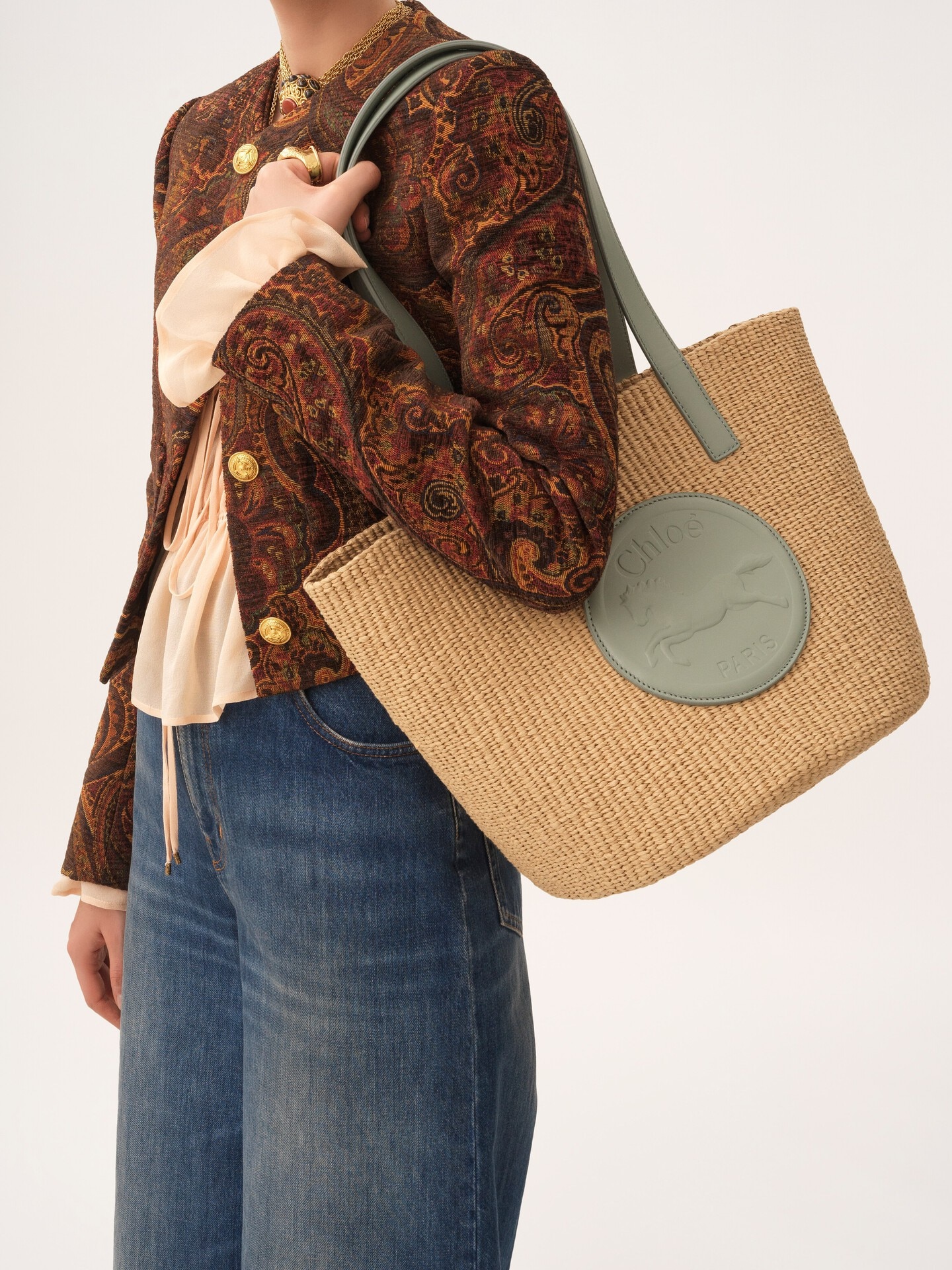 Large Horse Medal basket in natural fibres - 3