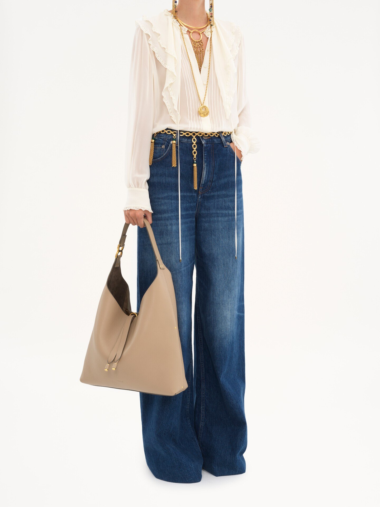 Marcie hobo bag in grained leather - 9