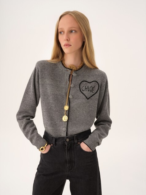 Fitted logo cardigan in a wool & cashmere knit