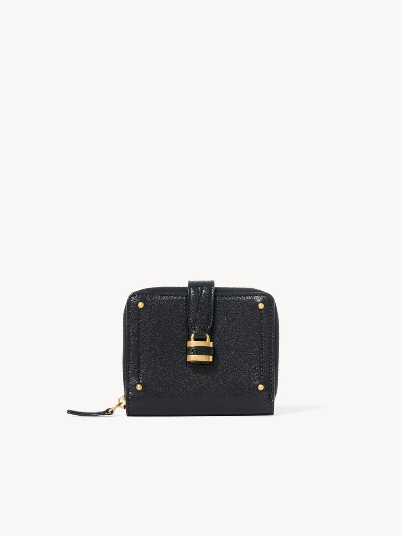 Paddington bifold wallet in grained leather by Chloé
