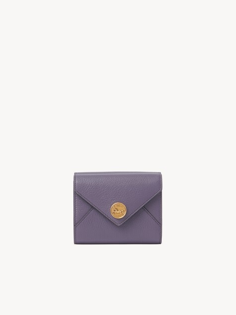 Kleines, dreifach klappbares Envelope Portemonnaie aus genarbtem Leder