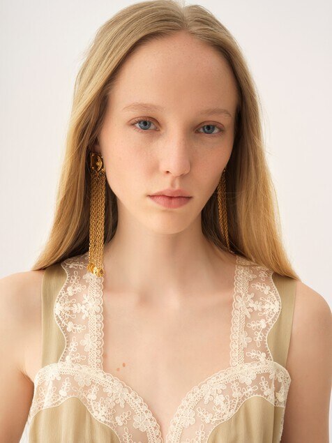 The Chlo&eacute; Amulet earrings